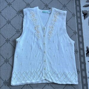 Vintage 220 Hickory White Sweater Vest with Yellow Floral Embroidery